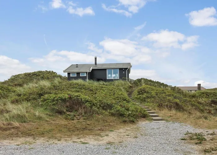 Ami - 200m From The Sea By Interhome *